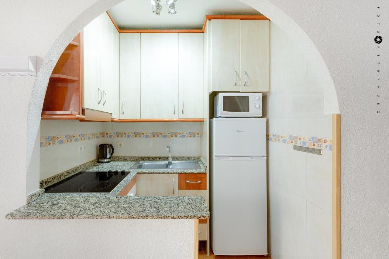 Apartment With Pool & Balcony Less Than 10Min Walk To La Mata Beach! Torrevieja Exteriör bild
